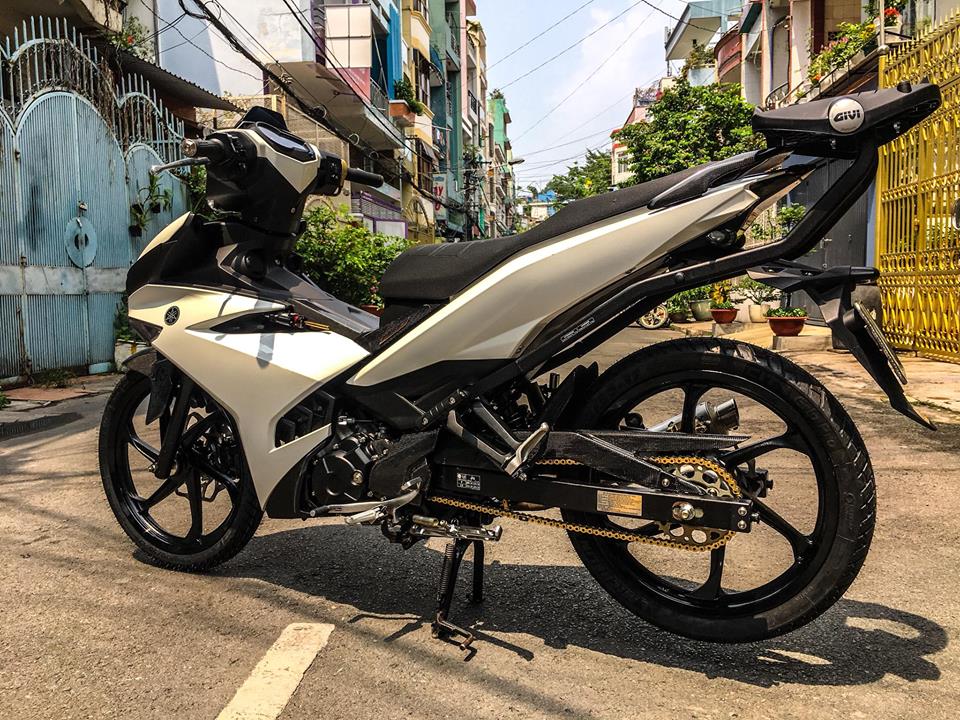 Exciter 150 độ mang những nét đẹp tiềm ẩn của biker việt - 8