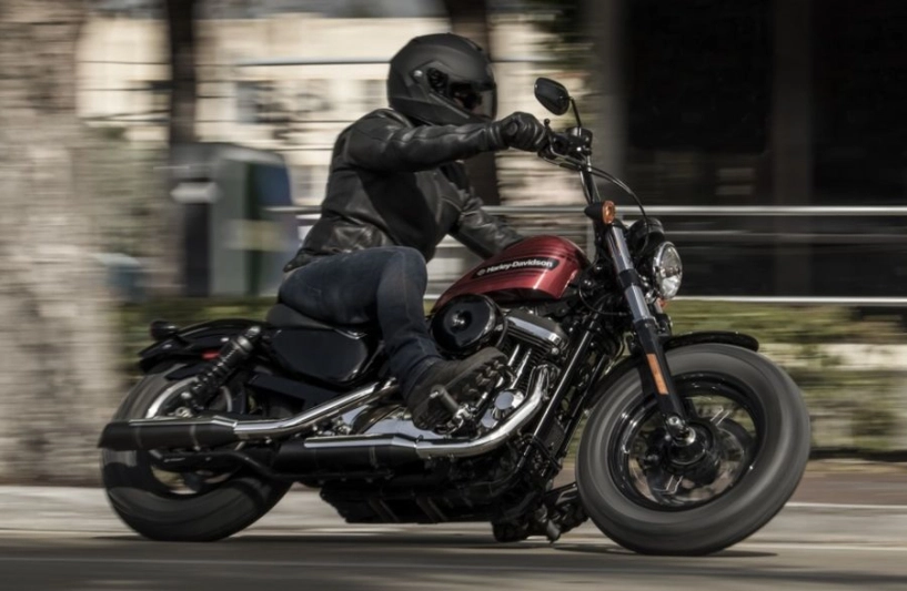 Harley-davidson forty-eight special và iron 1200 2018 trình làng giới mê xe cổ - 5