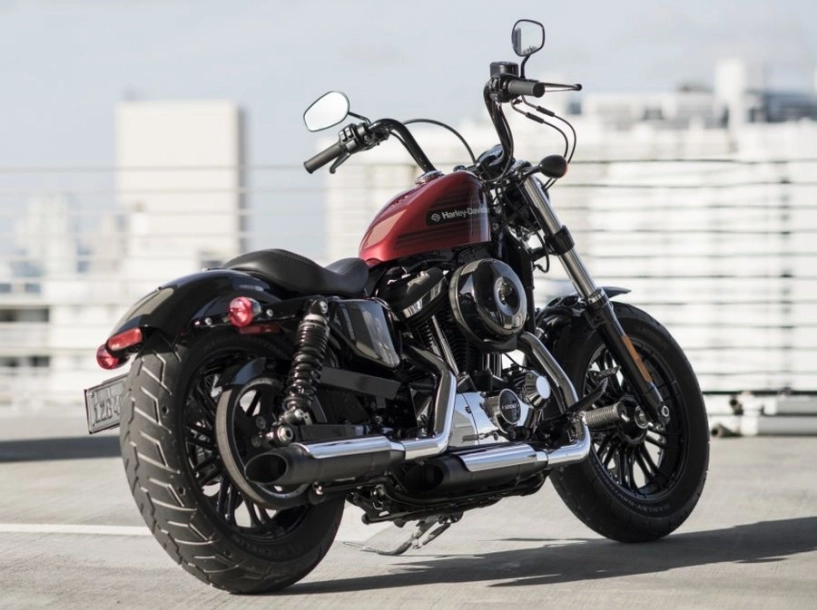 Harley-davidson forty-eight special và iron 1200 2018 trình làng giới mê xe cổ - 8