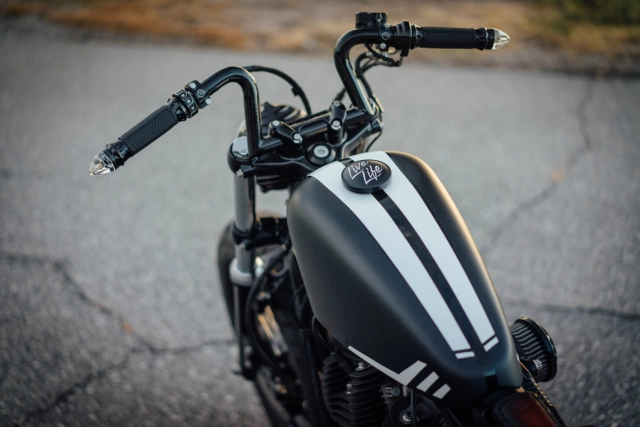 Harley davidson sporter bản tùy chỉnh đặc biệt mang tên the 77 special - 5