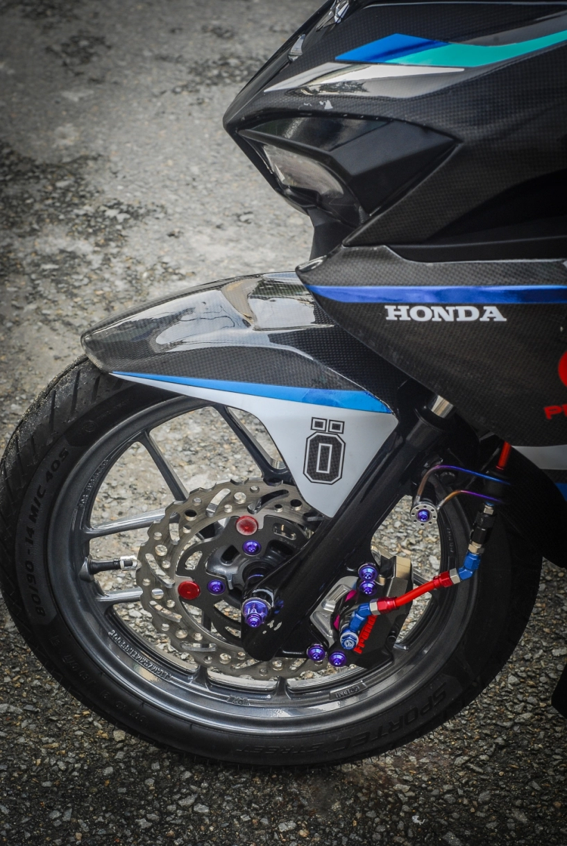 Honda air blade độ bộ cánh carbon fiber cùng khối đồ chơi nặng kg - 5