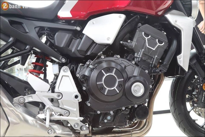 Honda cb1000r 2018 có giá 468 triệu vnd tại showroom honda moto việt nam - 10
