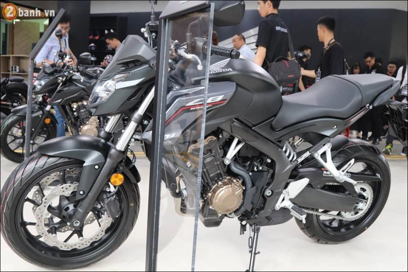 Honda cb650f 2018 có giá 2259 triệu vnd ra mắt tại showroom honda moto việt nam - 2