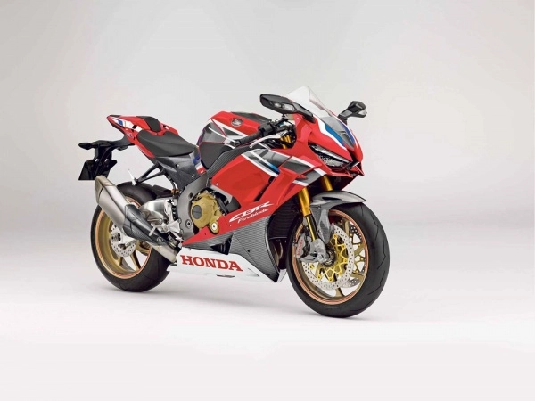 Honda cbr1000rr 2017 sắp bị khai tử nhường sân cho thế hệ 2019 - 2