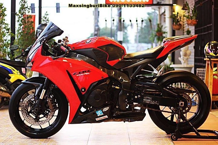 Honda cbr1000rr chân dung cực chất độ option carbon fiber - 12