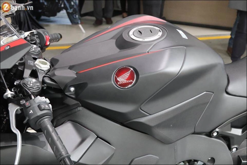 Honda cbr1000rr fireblade 2018 giá 560 triệu vnd tại showroom honda moto việt nam - 7