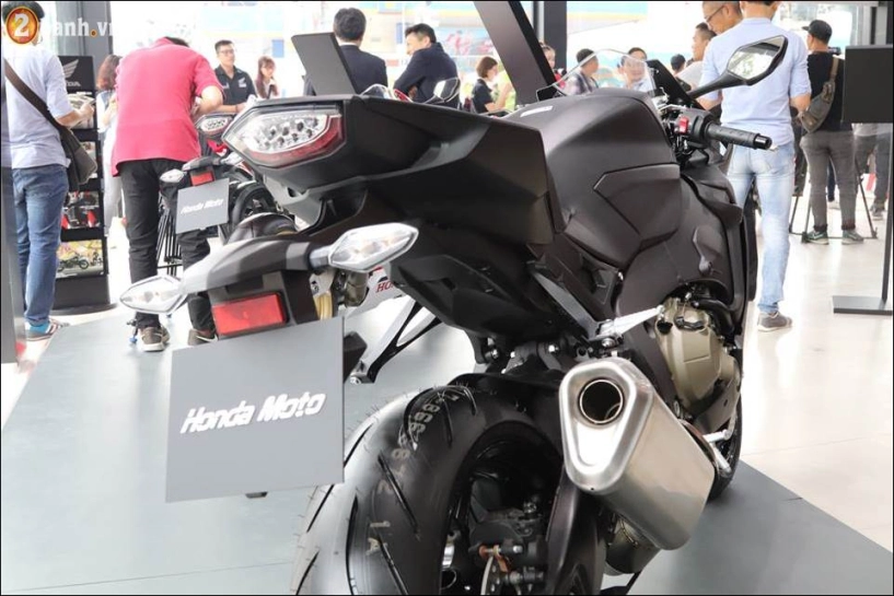 Honda cbr1000rr fireblade 2018 giá 560 triệu vnd tại showroom honda moto việt nam - 11