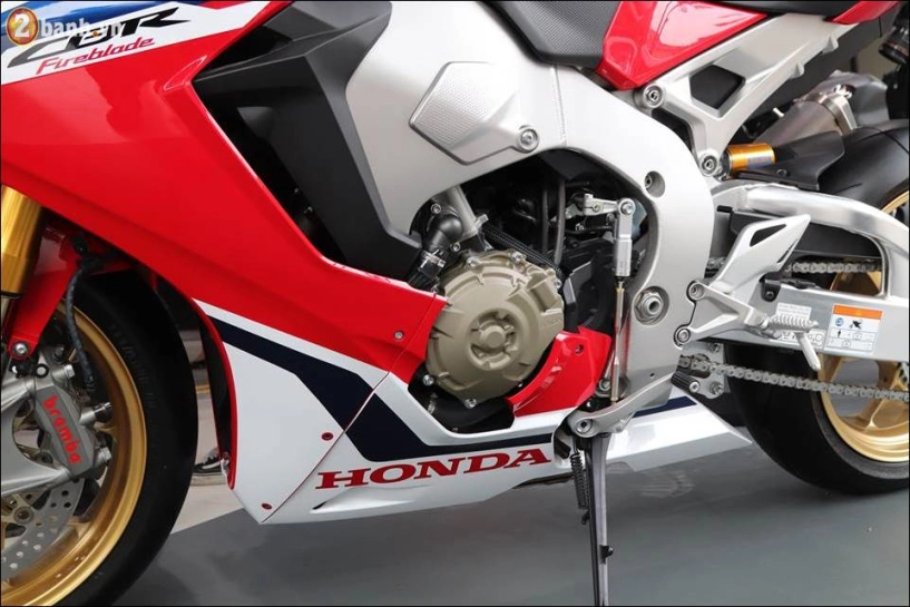 Honda cbr1000rr fireblade sp 2018 giá 678 triệu vnd tại showroom honda moto việt nam - 11