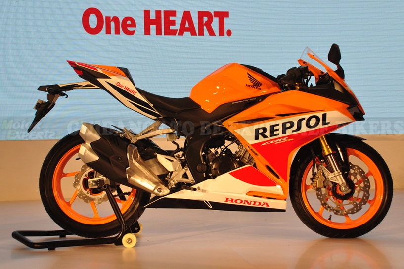 Honda cbr250rr phiên bản repsol 2018 về vn có gì hot - 1