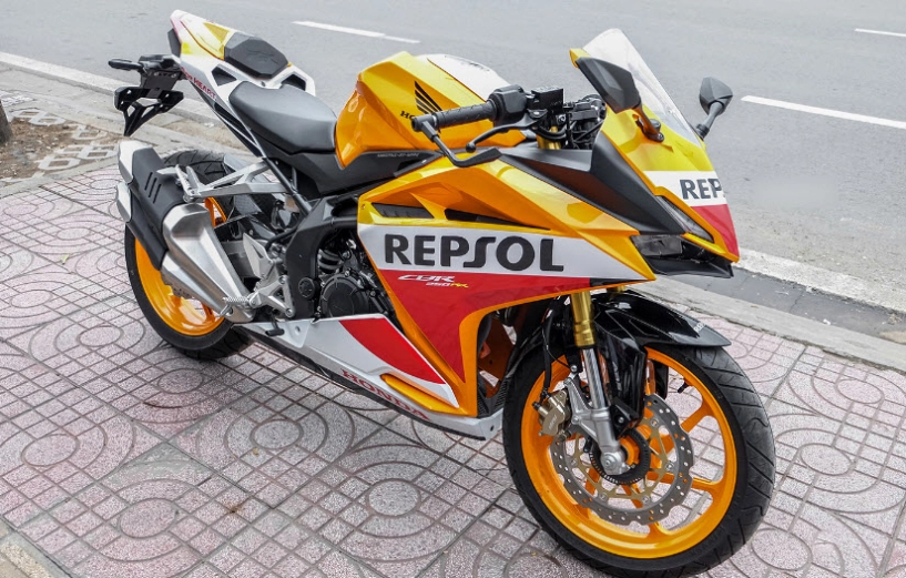 Honda cbr250rr phiên bản repsol 2018 về vn có gì hot - 2