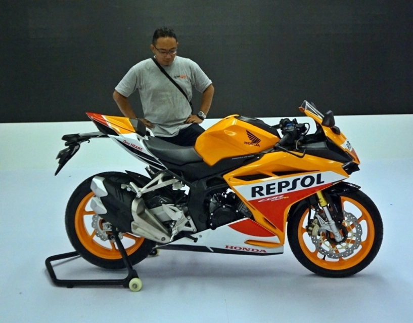 Honda cbr250rr phiên bản repsol 2018 về vn có gì hot - 8