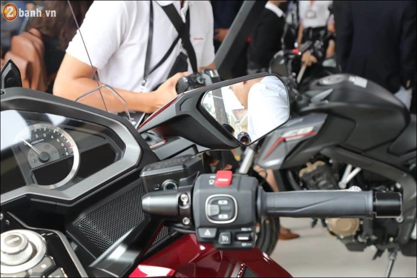 Honda goldwing 2018 giá 12 tỷ vnd tại showroom honda moto việt nam - 7