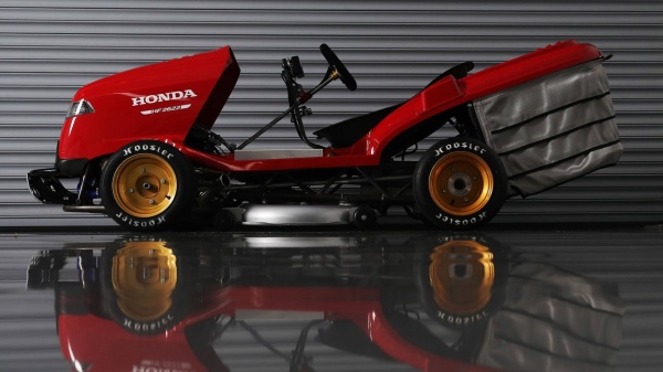 Honda mean mower v2 - máy cắt cỏ trang bị động cơ cbr1000rr - 2