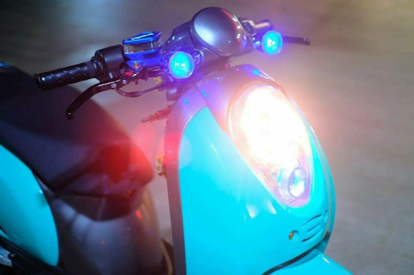 Honda scoopy độ ấn tượng với tone màu xanh nitron của biker nước bạn - 6