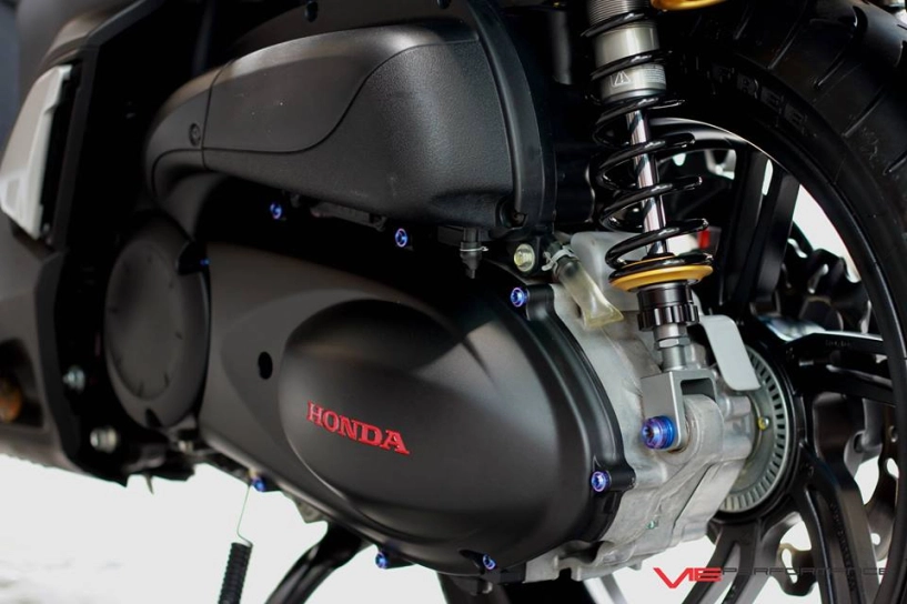 Honda sh300i độ siêu siêu đẹp với cặp phuộc giá cắt cổ - 7