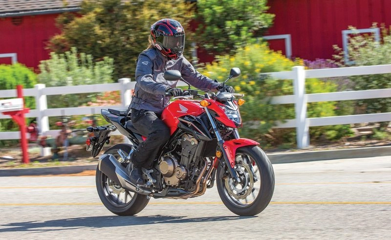 Honda trình làng cặp đôi xe mô tô phân khúc 500cc giá tầm 200 triệu - 2