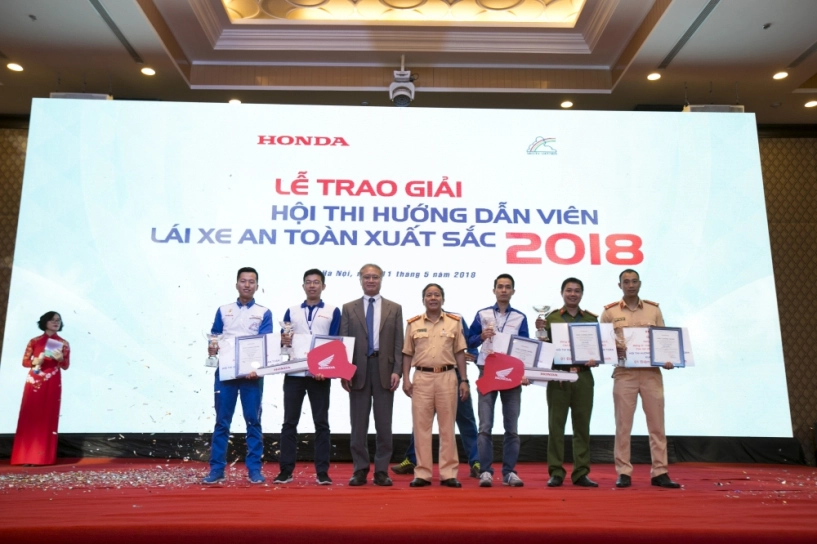 Honda việt nam tổ chức cuộc thi hướng dẫn viên lái xe an toàn xuất sắc năm 2018 - 10
