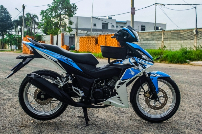 Honda winner đầy ấn tượng với màu xanh trắng sâu sắc - 4