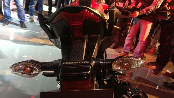 Honda x-blade 2018 mẫu xe 162cc mang công nghệ hiện đại - 5