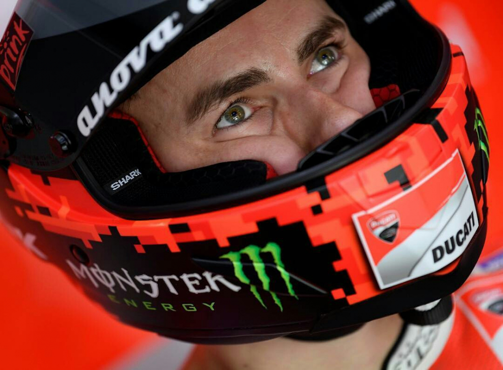 Jorge lorenzo chỉ còn đua 2 năm ở motogp - 1