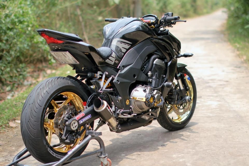 Kawasaki z1000 độ chi tiết với dàn đồ chơi nóng bỏng của biker việt - 10