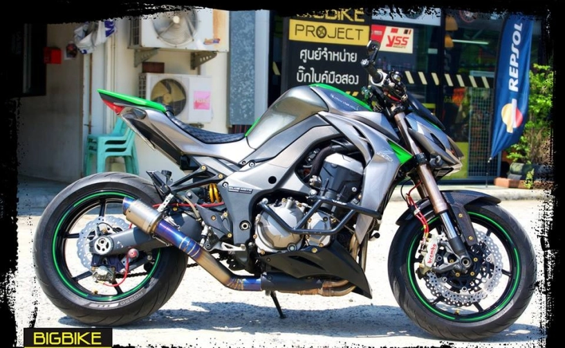 Kawasaki z1000 tạo dáng cực chất bên option hàng hiệu - 12