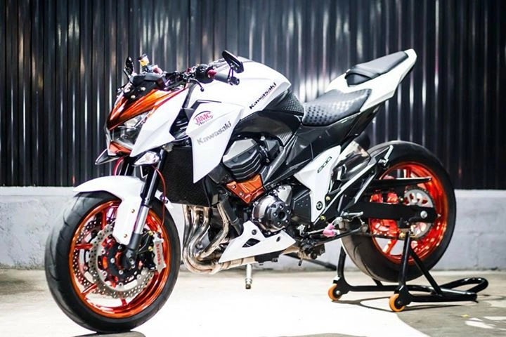 Kawasaki z800 độ bảnh tỏn với màu áo trắng tinh khôi - 10