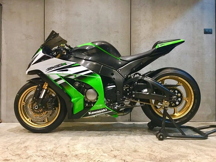 Kawasaki zx-10r chân dung siêu mô tô đình đám trong phân khúc superbike - 11