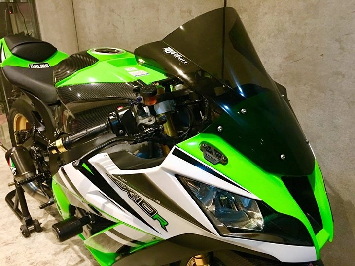 Kawasaki zx-10r chân dung siêu mô tô đình đám trong phân khúc superbike - 2