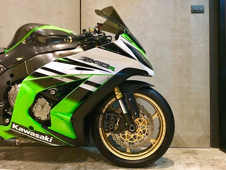 Kawasaki zx-10r chân dung siêu mô tô đình đám trong phân khúc superbike - 6