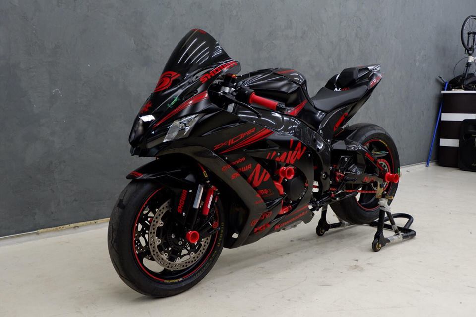 Kawsaki zx-10rr superbike giới hạn mang phong cách đội đua kawasaki racing team - 14