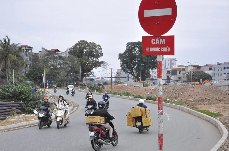 Lỗi đi ngược chiều phạt bao nhiêu tiền - 3