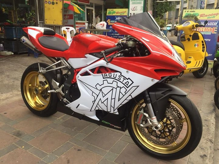 Mv agusta f4r vẻ đẹp bóng bẩy từ superbike ý - 8