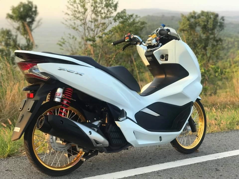 Pcx 150 2018 độ mang vẻ đẹp giản đơn của biker xứ chùa vàng - 2