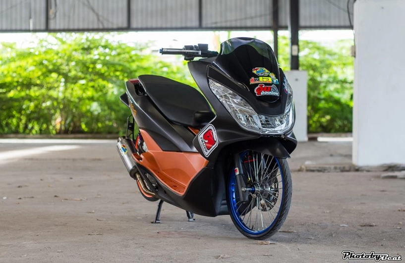 Pcx 150 độ đôi chân teo nhỏ với phong cách chạy sân của biker thái - 7