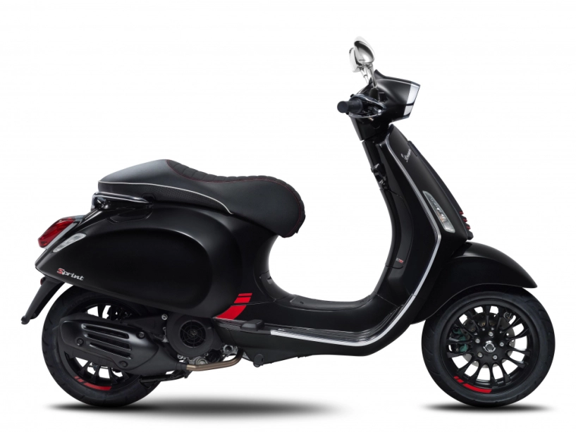 Piaggio việt nam ra mắt vespa sprint 2018 phiên bản carbon - 1