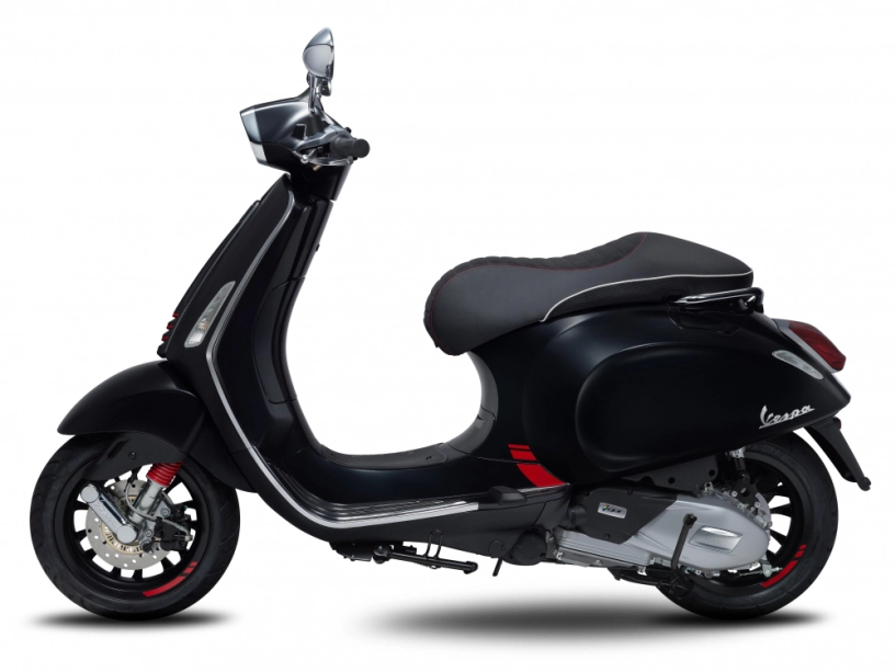 Piaggio việt nam ra mắt vespa sprint 2018 phiên bản carbon - 3