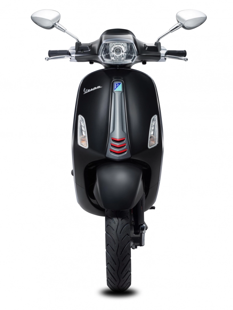 Piaggio việt nam ra mắt vespa sprint 2018 phiên bản carbon - 6