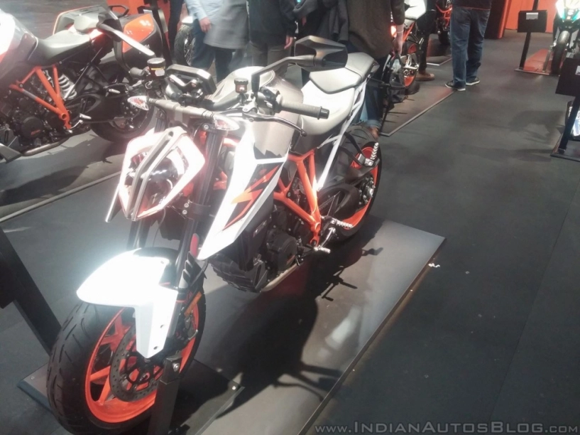 Rò rỉ hình ảnh bản cập nhật ktm 1290 super duke r - 6