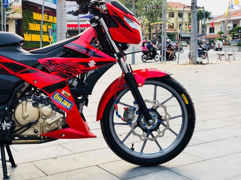 Satria f150 độ đẹp ngất ngây với loạt đồ chơi kiểng của biker bình dương - 7