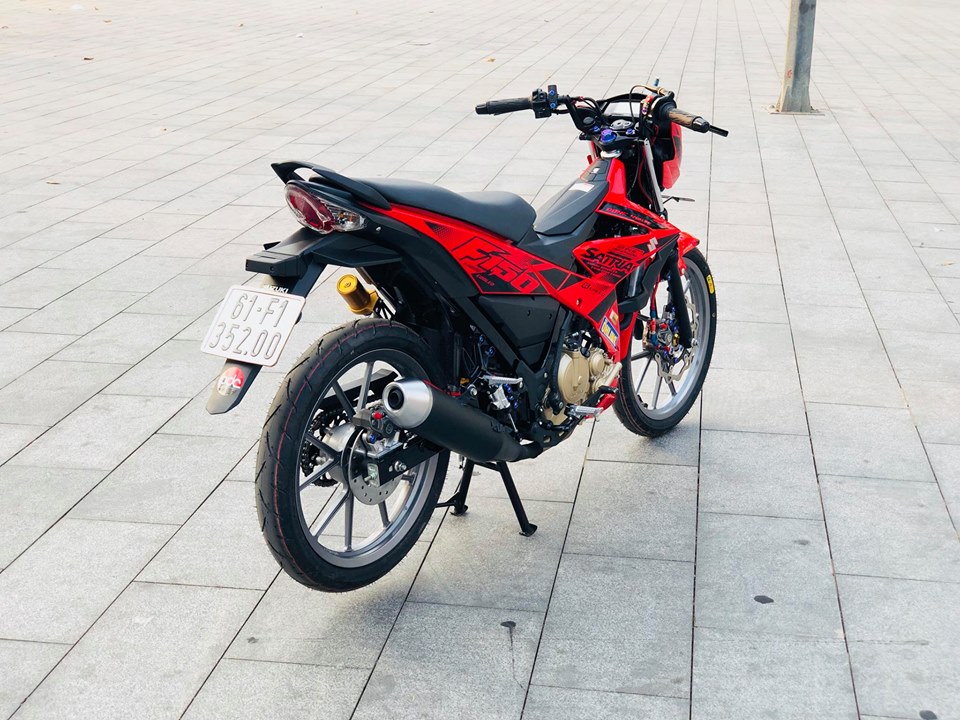 Satria f150 độ đẹp ngất ngây với loạt đồ chơi kiểng của biker bình dương - 13