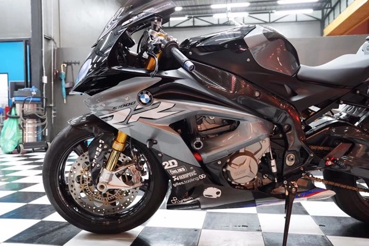 Siêu phẩm bmw s1000rr cùng những nâng cấp hàng xịn - 7