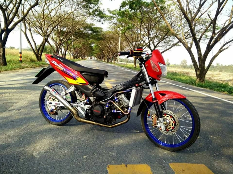 Sonic 125 độ siêu chất với thần thái cực tốt của biker thailand - 2