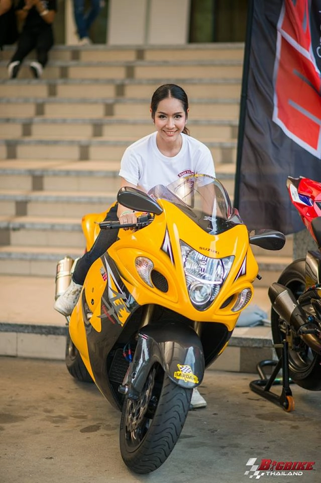 Suzuki hayabusa gsx-r1300 đọ dáng bên hot girl thái - 4