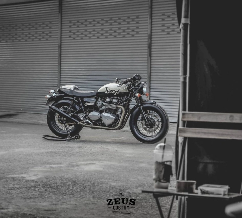 Triumph thruxton 900 bản độ cafe racer đầy cảm hứng - 20