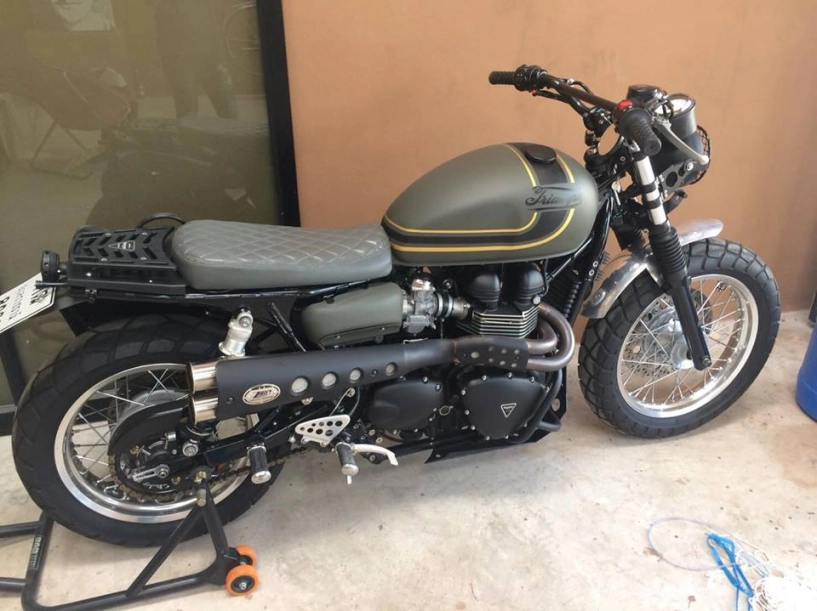 Triumph thruxton 900 độ chất chơi với phong cách scrambler - 3