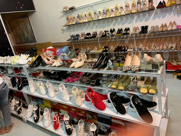 Tuyết tây shop thu hút lượng khách hàng lớn nhờ sản phẩm uy tín chất lượng - 1