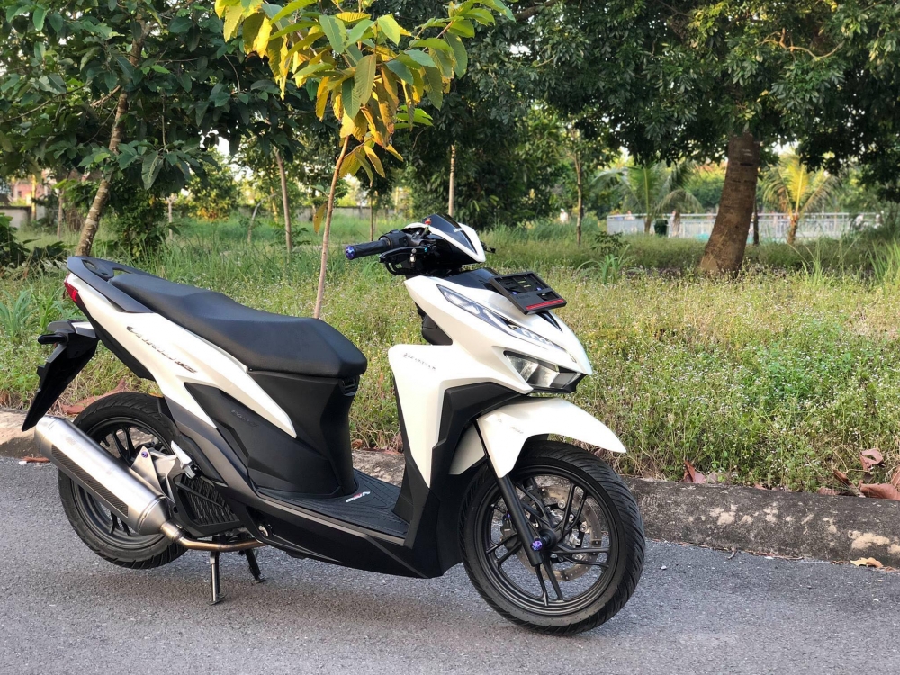 Vario 2018 độ siêu vip với option đồ chơi có giá trị đắt hơn cả chiếc xe - 3