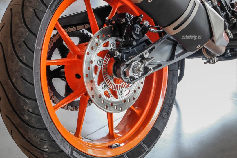 Với 200 triệu nên chọn ktm duke 2018 hay bmw g310r 2018 - 21