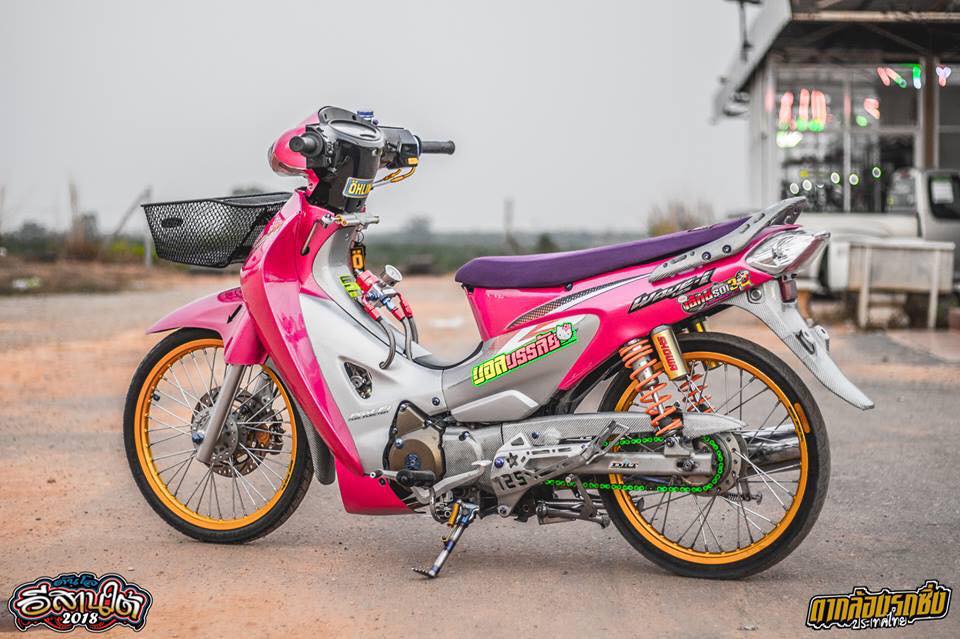 Wave 125 mang vẻ đẹp chói chang bởi sắc hồng cá tính - 7